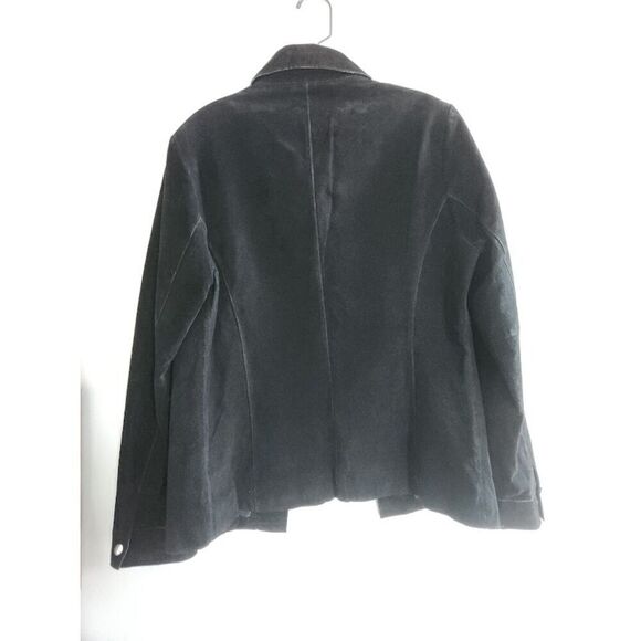 Rita Closet Women Black w/Silver Floral Embroideredy 100% Suede Jacket sz Large - Picture 10 of 10